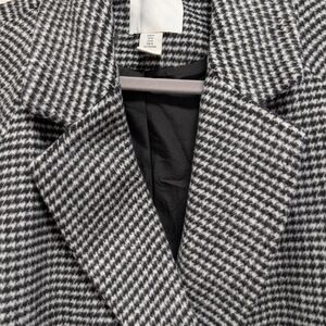 H&M Black and White Houndstooth Coat